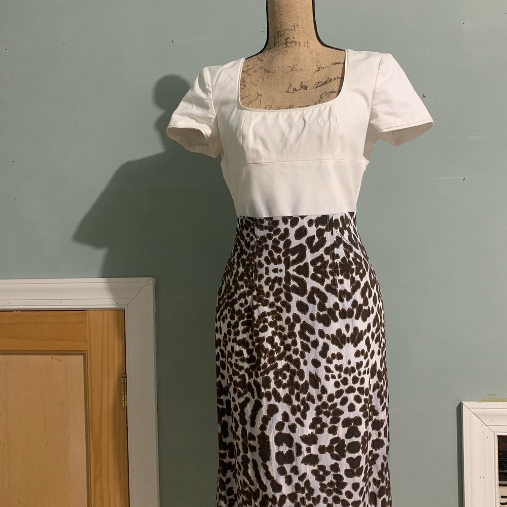 Evening or wedding dress / short sleeve